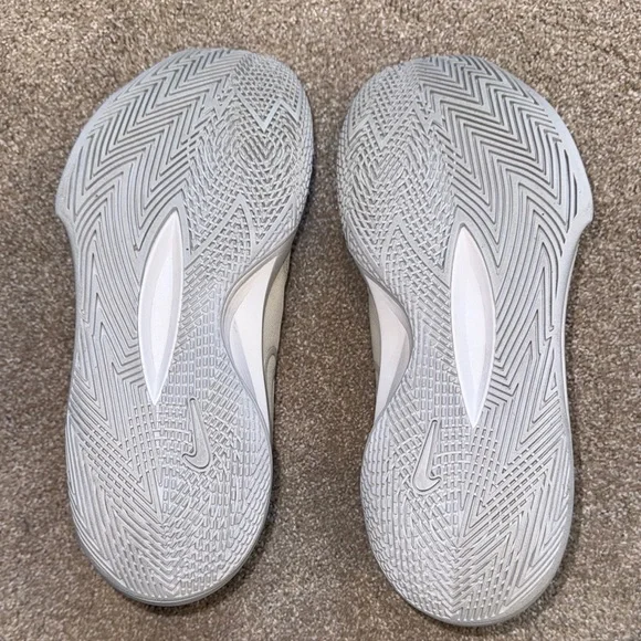 Nike Precision 6 - Picture 3 of 3